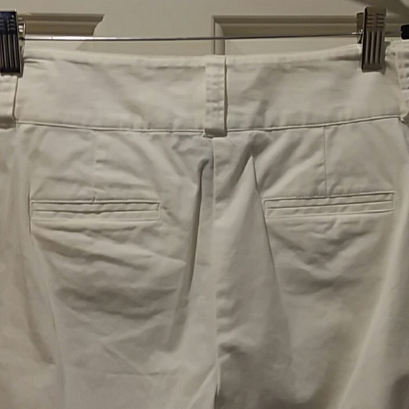 Capris - Picture 3 of 5